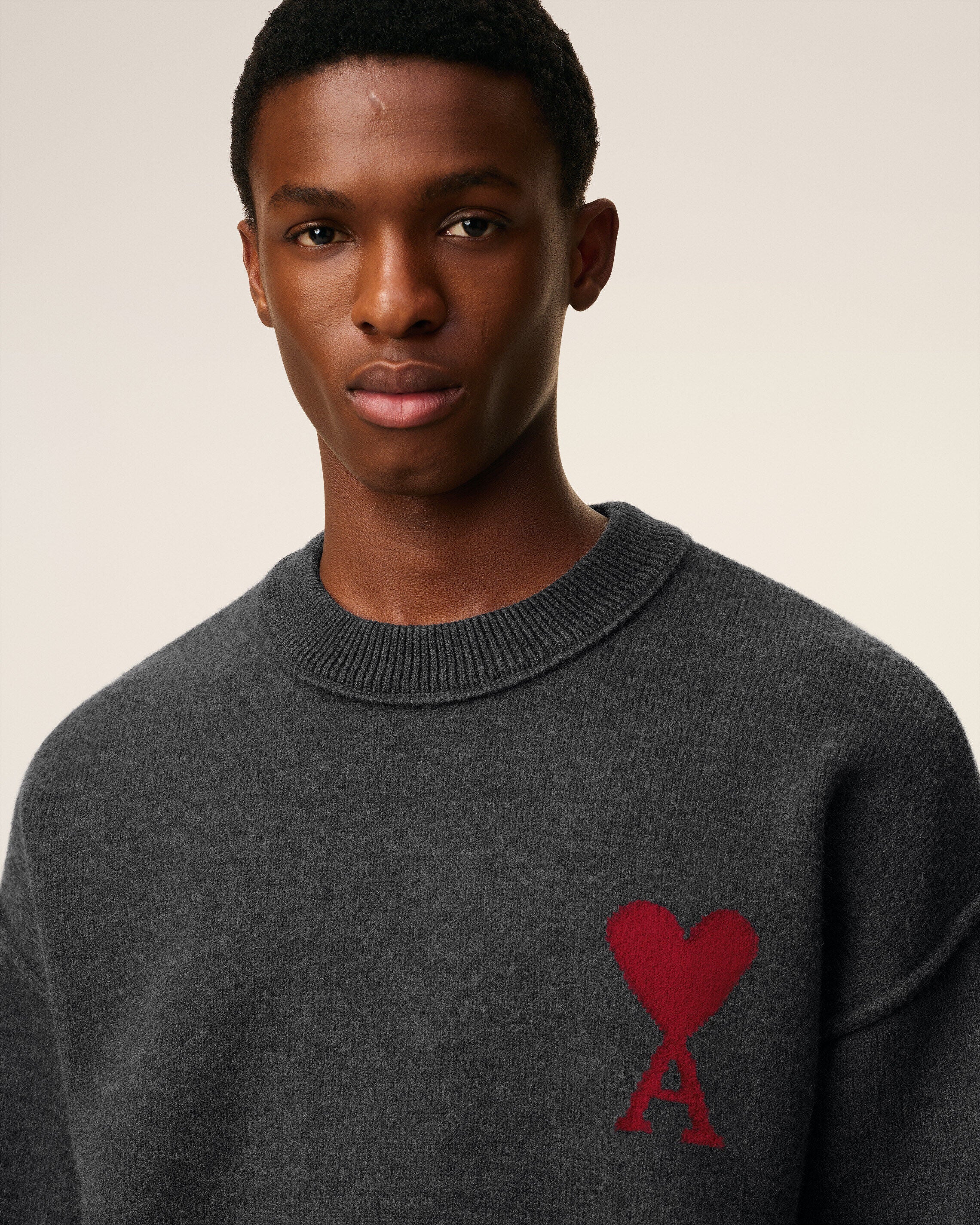 Pull Gris Col Rond Ami De Coeur En Laine