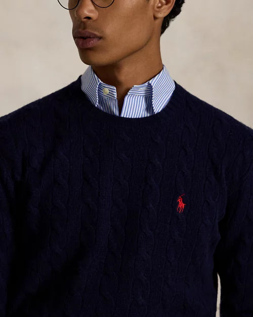 Pull à torsades en laine et cachemire